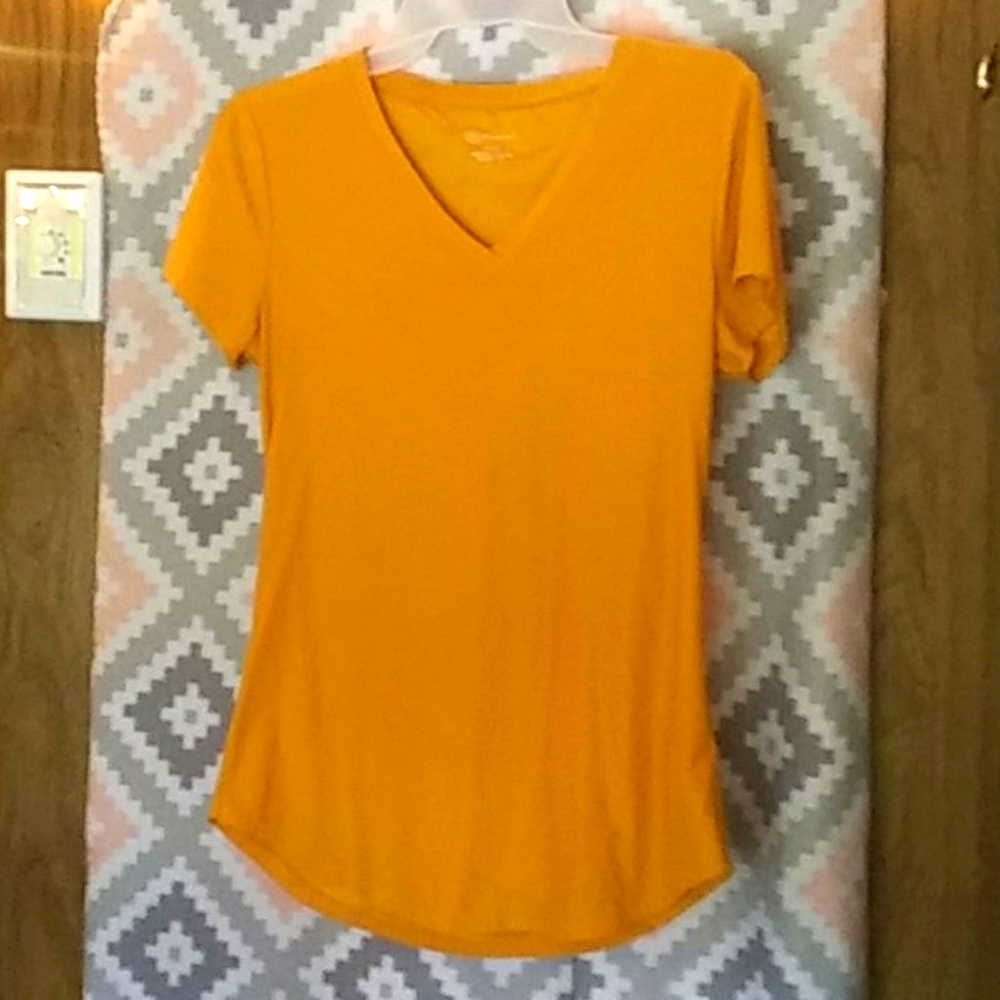Tee - Picture 1 of 1